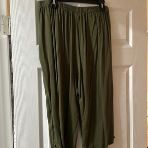 MP East5th petite fit like regular medium. New just missing the tag